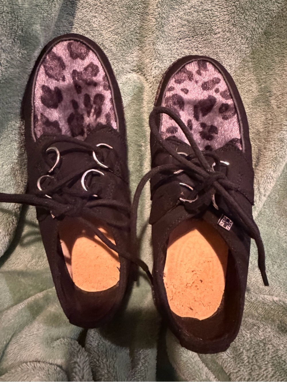 Women's Black Casual Lace-Up Creepers D ring with Grey Leopard Print